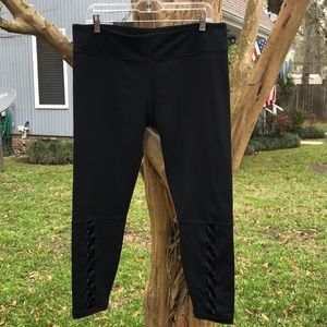 Fabletics Black Capri Leggings
